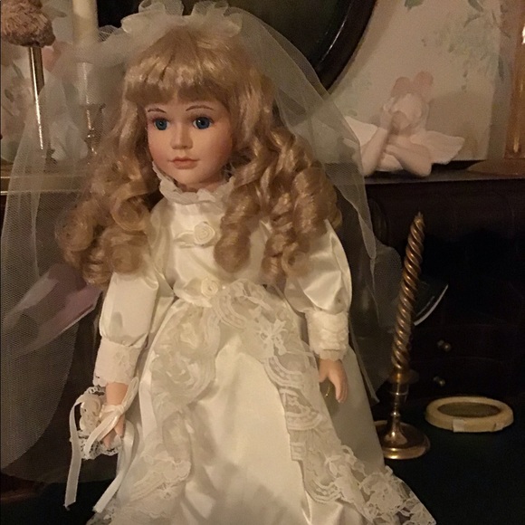 Meet your Posher, Renee - Picture 1 of 1